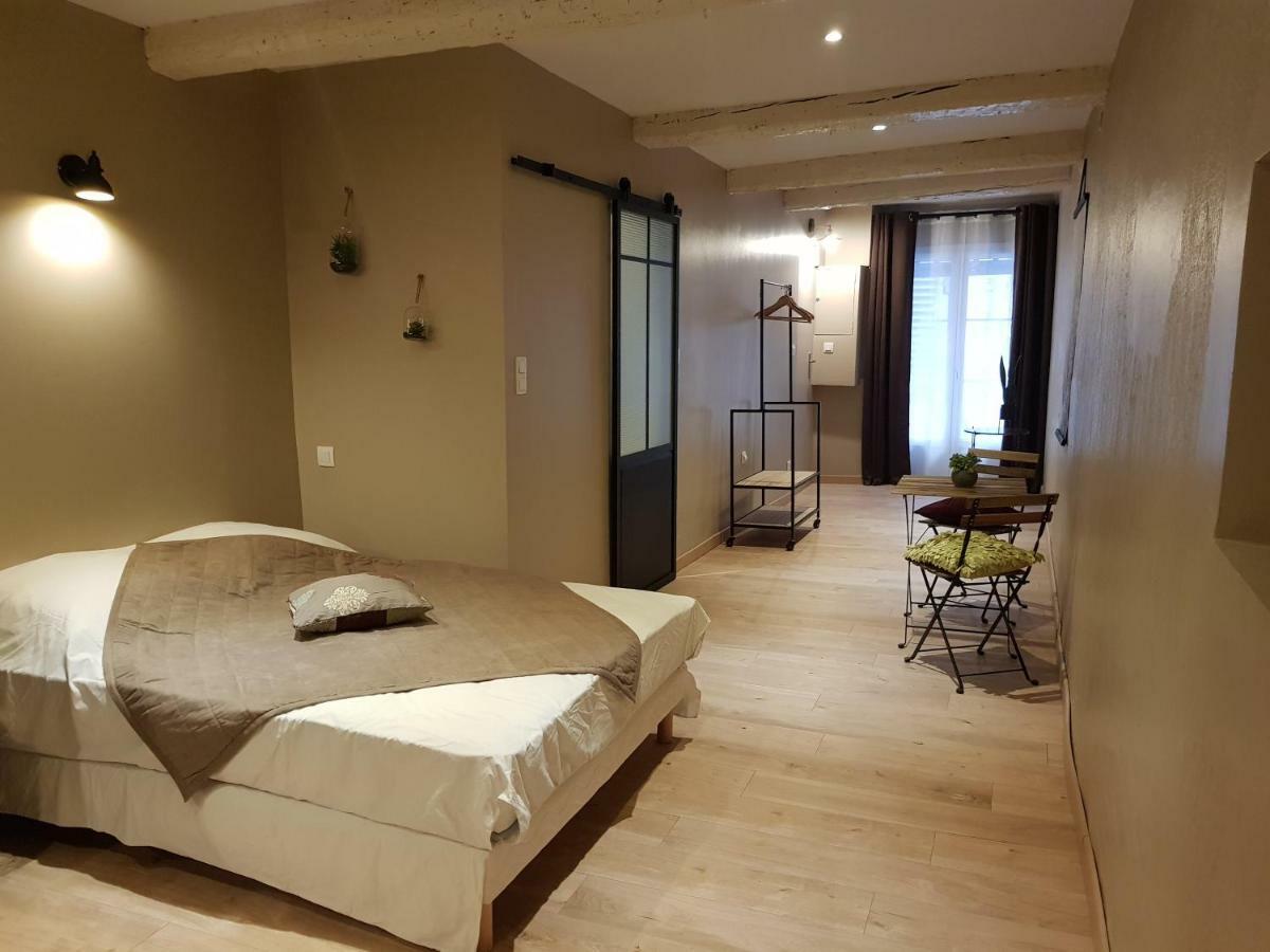 Operappart Toulon Luaran gambar